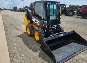 JCB 215