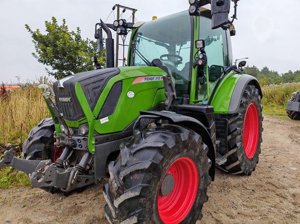 Fendt 300 Vario - Image 3